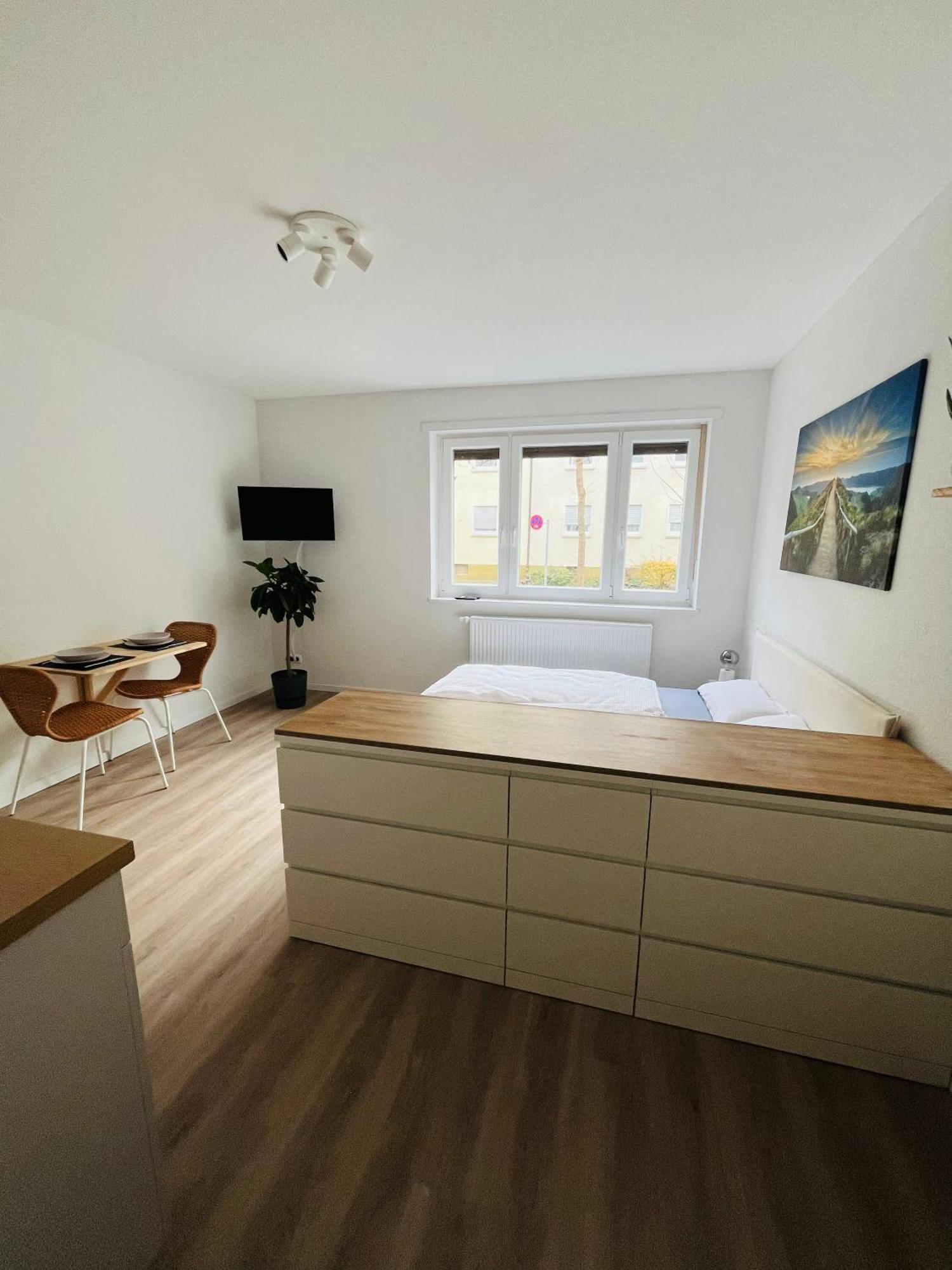 Black Forest City Apartment Mit Kostenlosem Parkplatz Freiburg im Breisgau Exterior foto